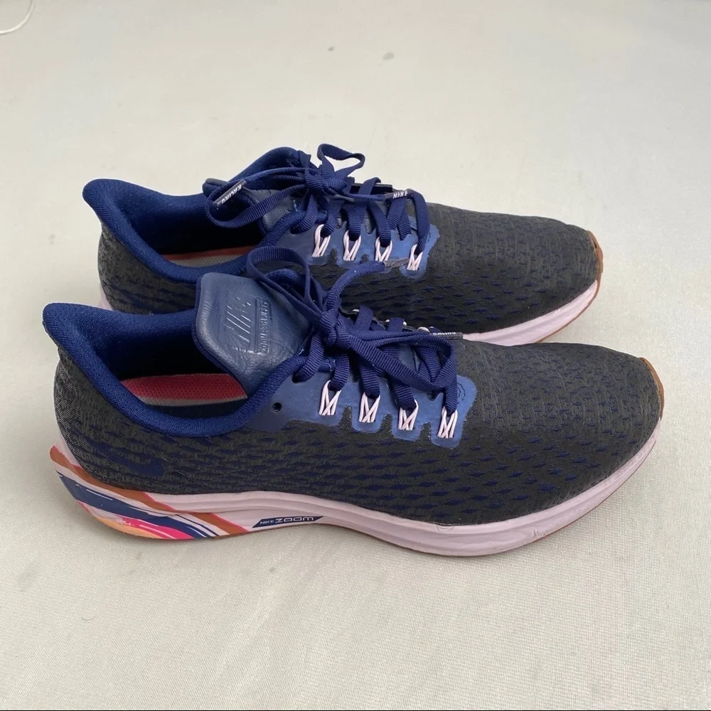 Nike Air Zoom Pegasus 35 Premium Blue Void running sneakers